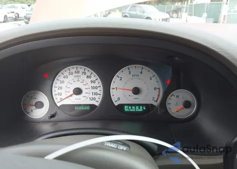 2006 Chrysler Town & Country Touring из США, поврежденный, VIN 2A4GP54L66R704272